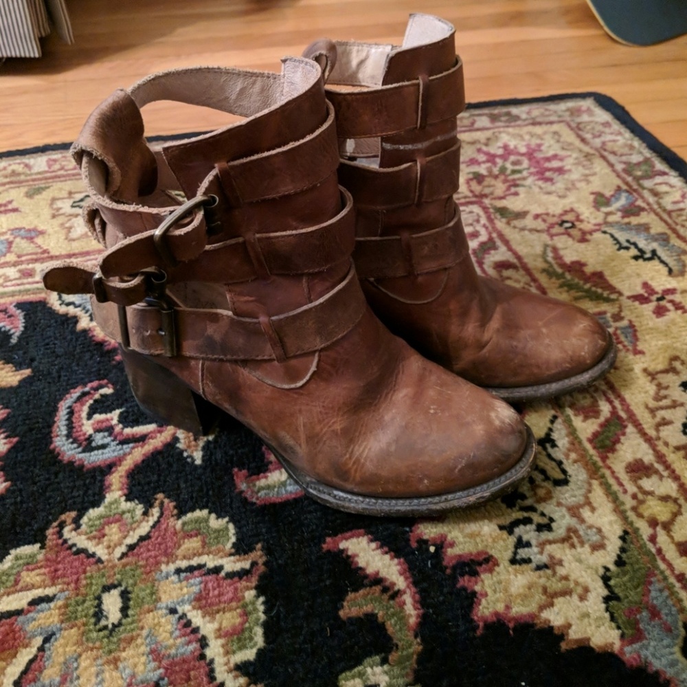 Steve madden freebird strappy booties